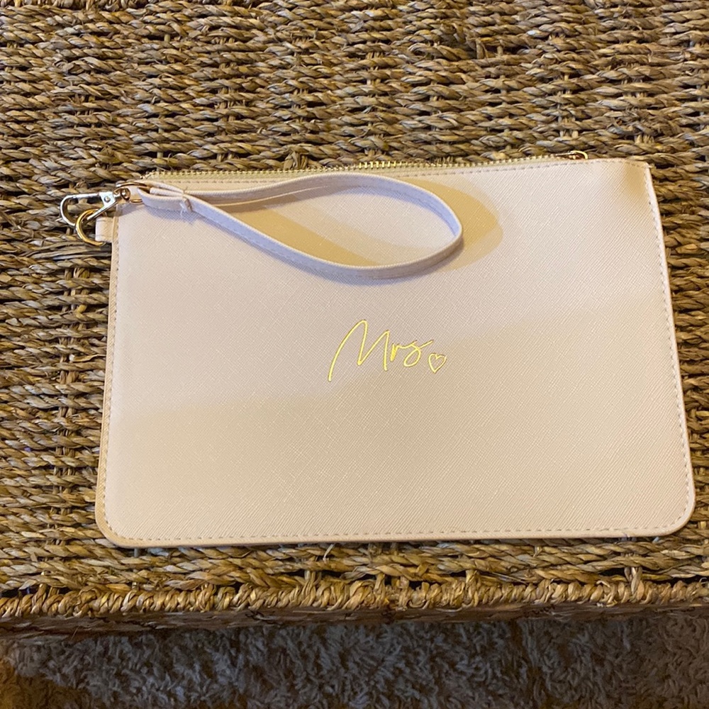 MRS wristlet